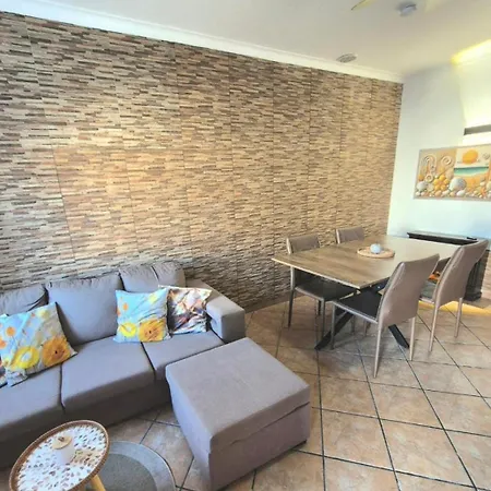 Amarelaje Holiday home *
